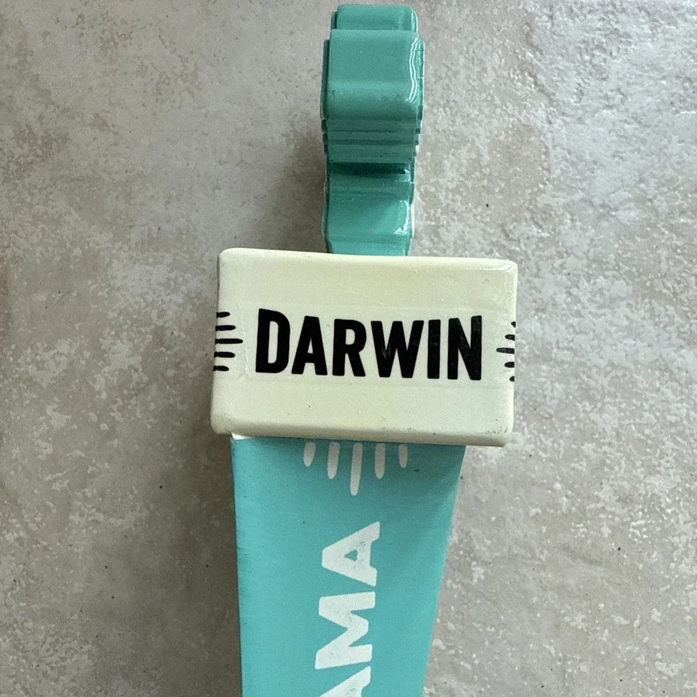 DARWIN BREWERY CO. LLAMA MAMA 11